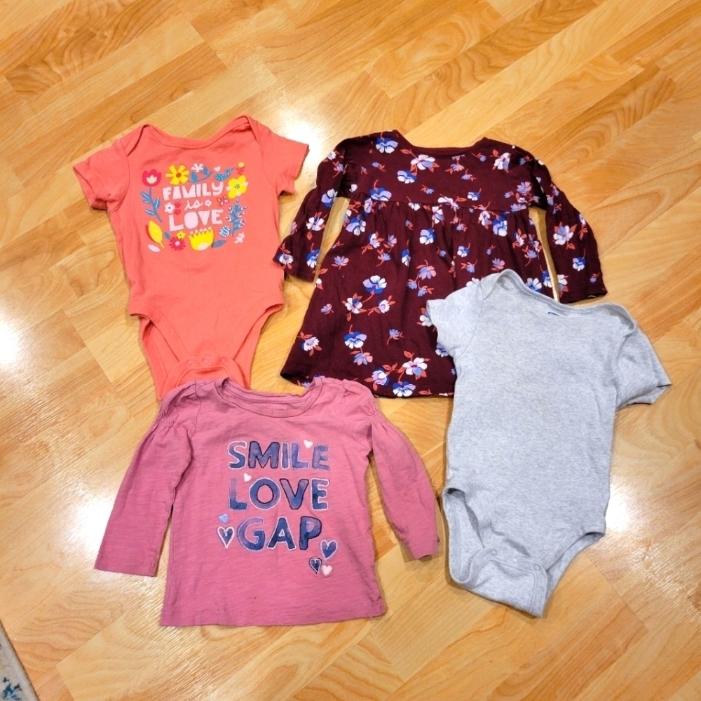 Old navy baby gap baby girl clothing bundle size 12-18 months
